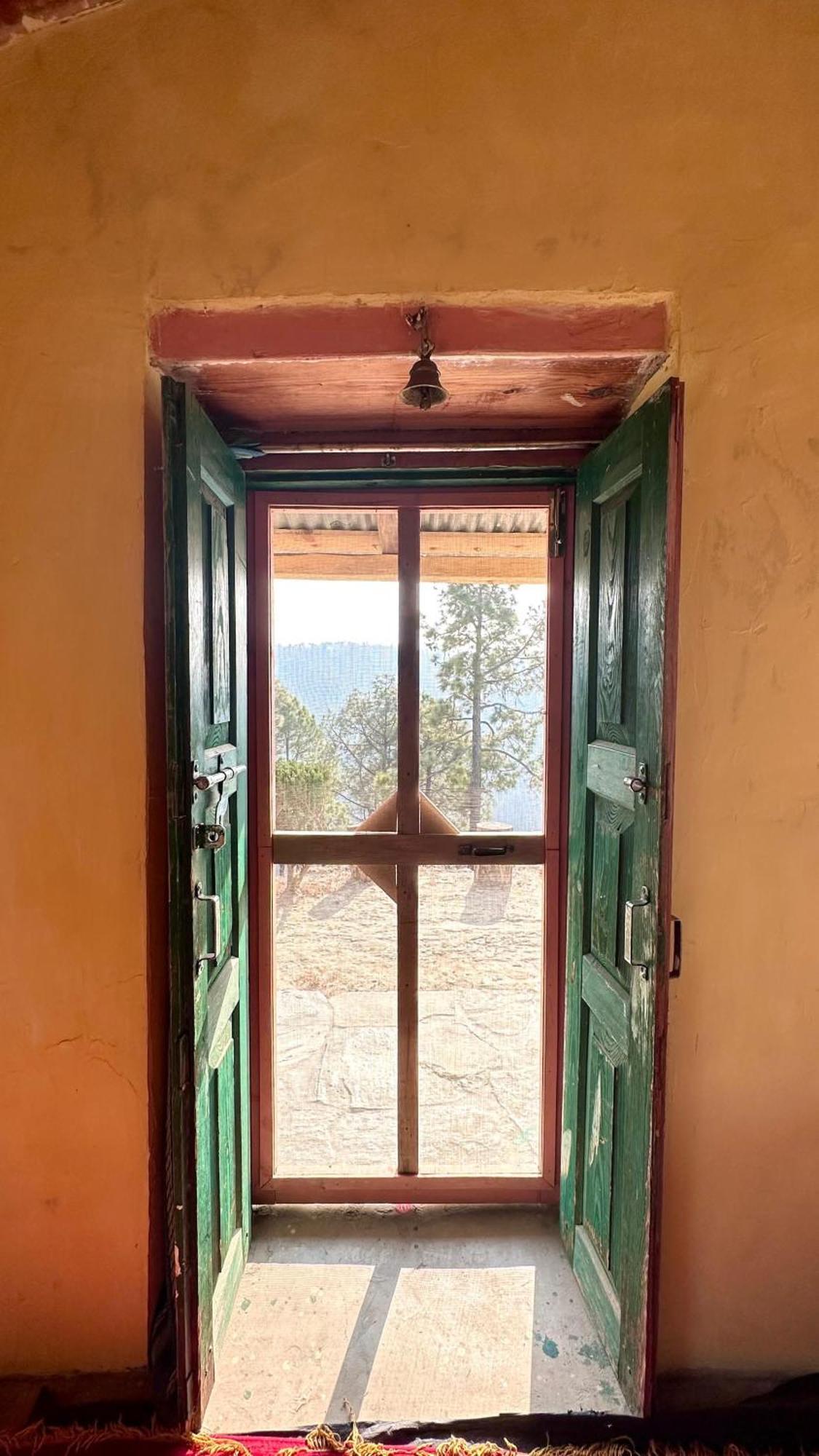 Joshi Cottage Binsar Extérieur photo