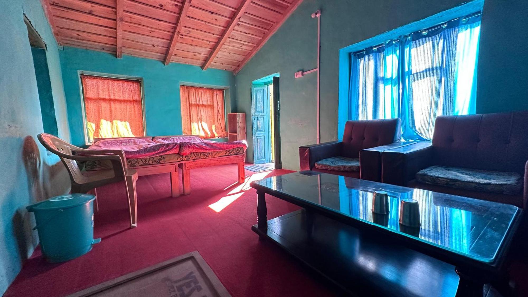 Joshi Cottage Binsar Extérieur photo